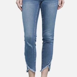 Judy Blue 22W Tulip Hem JB84172